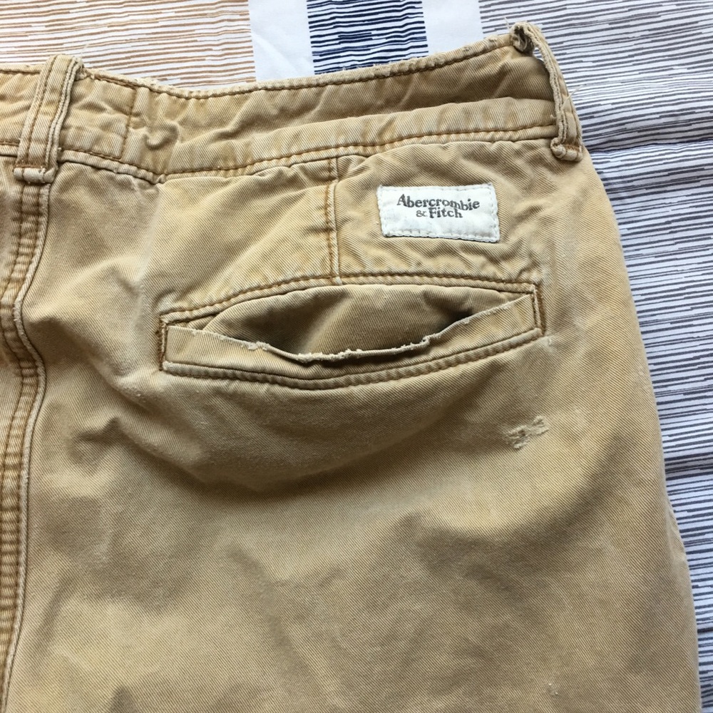 Abercrombie and Fitch pants - Picture 3 of 4